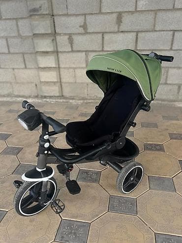 мигалки для велосипеда: Детский трёхколёсный велосипед-каляска New Lux с родительской ручкой и — 1