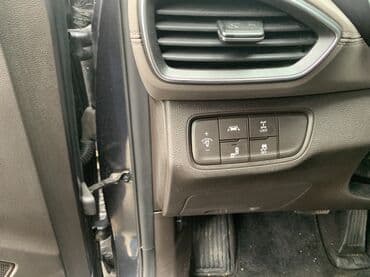 corolla runx: Hyundai Santa Fe: 2019 г., 2.4 л, Автомат, Бензин, Кроссовер — 8