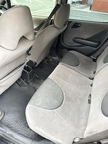 Honda: Honda Fit: 2006 г., 1.3 л, Вариатор, Бензин, Хэтчбэк — 9