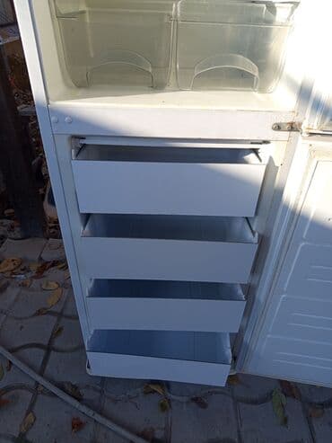 лампасная швейная машина: Холодильник Atlant, Б/у, Двухкамерный, De frost (капельный), 60 * 200 * 60 — 4