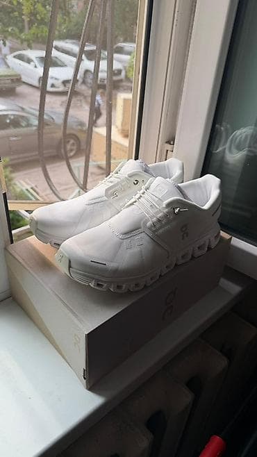 обувь изи: Кроссовки On Running Cloud – белые, легкие и дышащие. - Оригинальный — 2