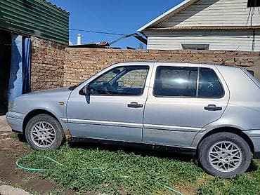 Продажа авто: Volkswagen Golf: 1996 г., 2 л, Автомат, Хэтчбэк — 2