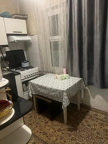 продаю квартиру район азия моол: 1 комната, 42 м², 105 серия, 1 этаж, Евроремонт — 3
