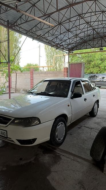 Daewoo: Daewoo Nexia: 2011 г., 1.5 л, Механика, Бензин, Седан — 4