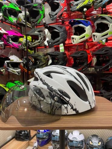 фонарик для велосипедов: Велошлем со съемными магнитными очками — 2