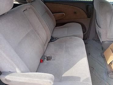 авто компании: Toyota Estima: 2002 г., 2.4 л, Вариатор, Минивэн — 9