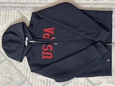 Толстовка с капюшоном U.S. Polo Assn. - Цвет: чёрный - Прямой крой