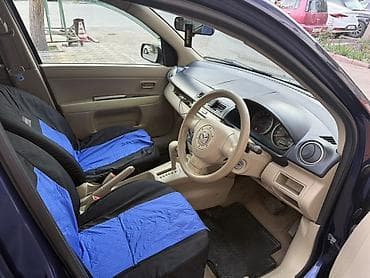 Mazda Demio: 2005 г., 1.3 л, Автомат, Бензин, Хэтчбэк — 6