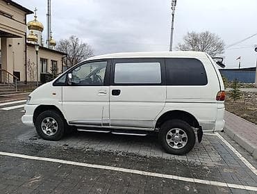 митцубици делика: Mitsubishi Delica: 2004 г., 3 л, Автомат, Бензин, Минивэн — 8