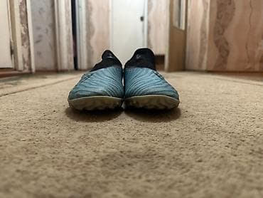 Продам отличные сороконожки Nike Phantom в крутой бирюзово-синей