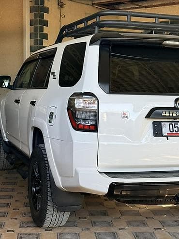 Продажа авто: Toyota 4Runner: 2020 г., 4 л, Автомат, Бензин, Внедорожник — 4
