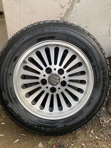 audi 80: Колеса в сборе 215 / 60 / R 16, Зима, Комплект, Легковые, Литые, отверстий - 5 — 1