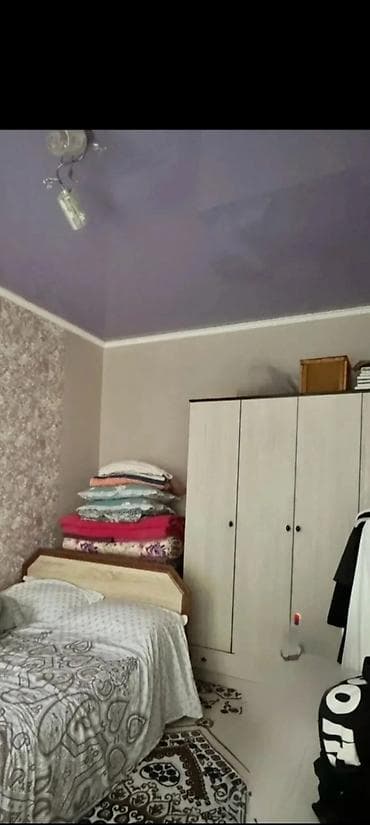 аренда жилья в кыргызстане: 57 м², 3 комнаты, Парковка, Забор, огорожен — 3