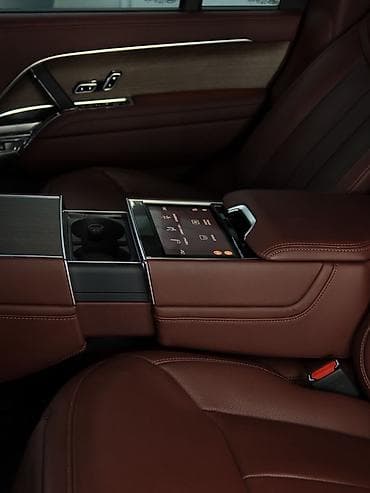 range over: Land Rover Range Rover: 2023 г., 4.4 л, Автомат, Бензин, Внедорожник — 7