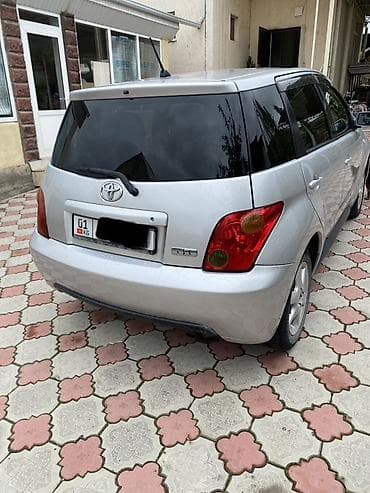 Унаа сатуу: Toyota Ist: 2003 г., 1.3 л, Автомат, Бензин, Хетчбек — 4