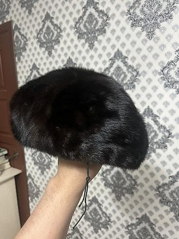 Шапка, Беретка, Норка, Зима, Объемная модель at lalafo.kg Шапка, Беретка, Норка, Зима, Объемная модель