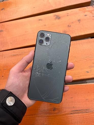 macbook m3: IPhone 11 Pro Max, Б/у, 64 ГБ, Зеленый, Чехол, 74 % — 1