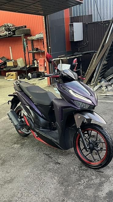 амортизаторы хонда: Макси-скутер Honda, 150 куб. см, Бензин, Б/у — 3