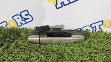 Задняя правая дверная ручка Дверная ручка Toyota Б/у, Оригинал at lalafo.kg Задняя правая дверная ручка Дверная ручка Toyota Б/у, Оригинал