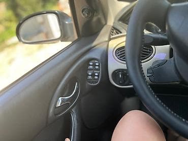 диски рамашки: Ford Focus: 2003 г., 2 л, Автомат, Бензин, Хэтчбэк — 9