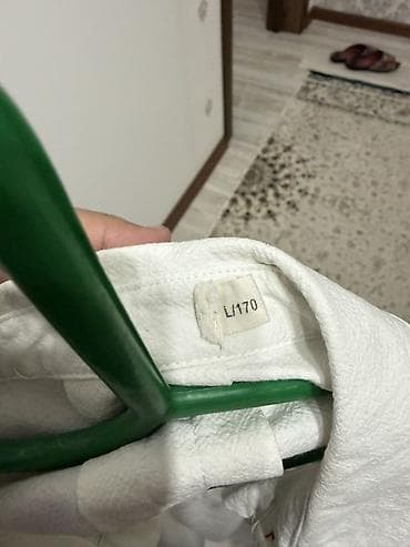 Жеке буюмдар: Белая женская рубашка-оверсайз с принтом котиков Размер стандарт L — 2