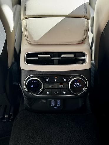 хром на бампер: Hyundai Genesis: 2024 г., 2.5 л, Бензин, Кроссовер — 9