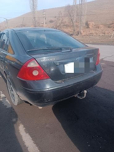 Ford Mondeo: 2002 г., 1.8 л, Механика, Бензин