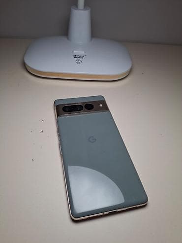 Google Pixel 7 Pro, Б/у, 128 ГБ, цвет - Серый, eSIM