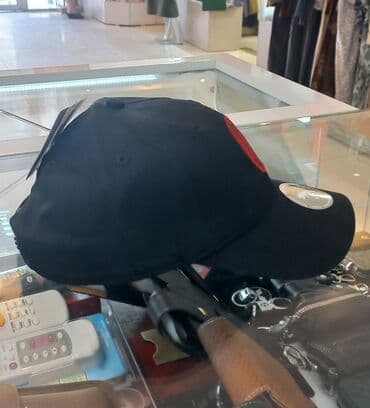 спортивное оборудование: Кепка, Бейсболка, Козырек: Изогнутый, С вышивкой — 4