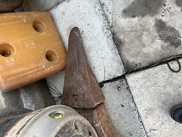 сапок фара: Навесное оборудование: рыхлитель-для экскаватора размер 90 — 2