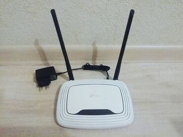 Модемы и сетевое оборудование: Wi-Fi роутер, в отличном состоянии, 2-антенный, TP-LINK TL-WR841N