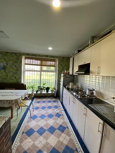 дом в караколе: 🏡 Сдаётся большой уютный дом на Иссык-Куле! В селе Чон-Сары-Ой Большой — 4