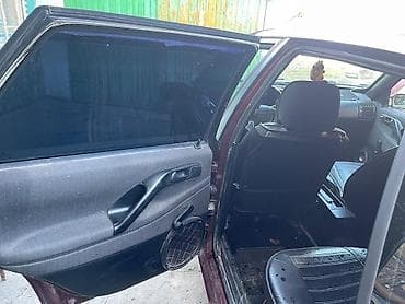 Volkswagen: Volkswagen Passat Variant: 1994 г., 1.8 л, Механика, Бензин — 5