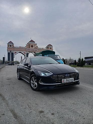 hyndai i30: Hyundai Sonata: 2019 г., Седан — 3