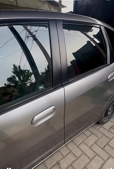 fit rs: Honda Fit: 2009 г., 1.6 л, Автомат, Бензин, Хэтчбэк — 5