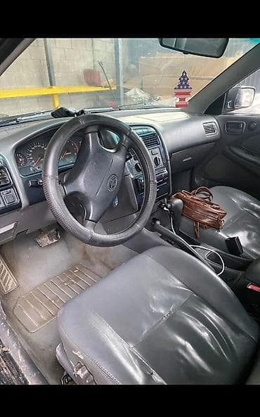 lexus ls 460: Toyota Avensis: 1997 г., 1.8 л, Автомат, Бензин, Седан — 3