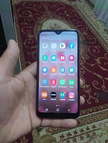 Samsung Galaxy A01, Б/у, 16 ГБ, цвет - Красный, 2 SIM — 8