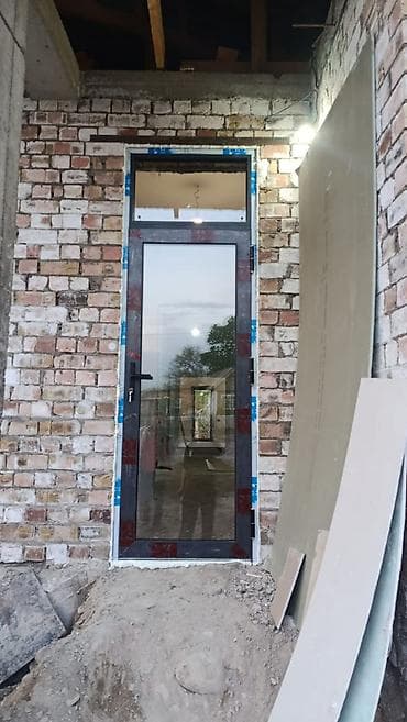 Үй жана бакча: Үйлөр жана батирлер үчүн эшик, Айнектен, Бир эшиктуу, Айнек менен, түсү - Боз — 1