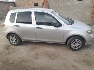 дом обмен на авто: Mazda Demio: 2002 г., 1.3 л, Автомат, Бензиновая, Хэтчбэк — 4