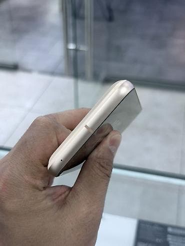 гугл пиксель: Google Pixel 8, цвет - Бежевый, eSIM — 4