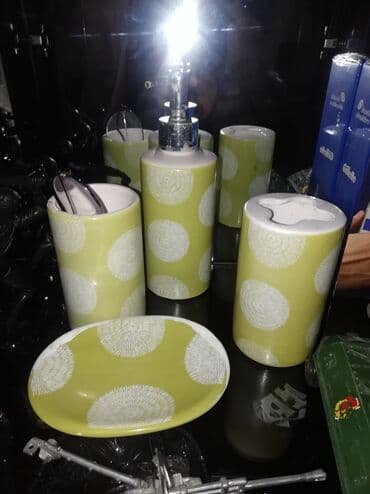 стоимость фарфоровых статуэток: Вазы — 3