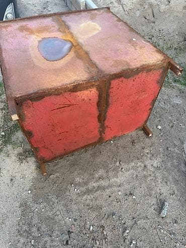 Кафелер, ресторандар үчүн: Советский добротный металлический ящик из листовой стали. - Материал — 3