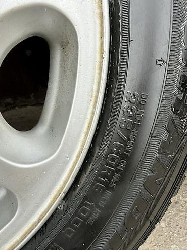 Шиналар жана дисктер: Дөңгөлөктөр монтажда 235 / 60 / R 16, Кыш, Комплект, Жеңил унаалар, Куйма, тешиктери - 5 — 4