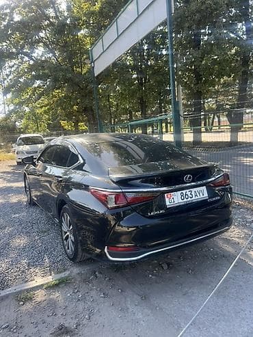 бизнем: Lexus ES: 2019 г., 2.5 л, Вариатор, Гибрид, Седан — 4