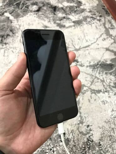 чехол 7: IPhone SE 2020, 78 % — 2