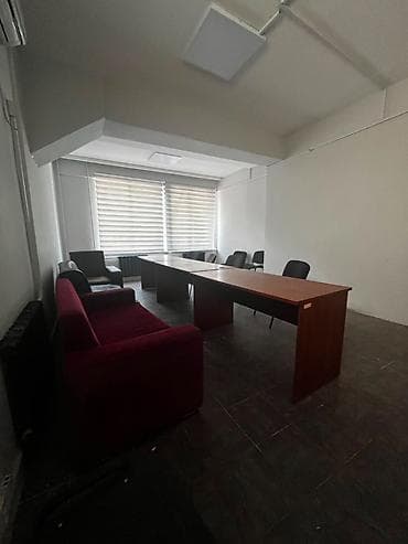 pro group: Аренда офисов, 700 м², В бизнес центре, С системой безопасности, 1 линия, С отдельным сан узлом — 3