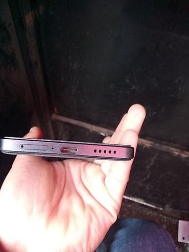 touch pen: Смартфон с тройным модулем камеры и матовой задней панелью под — 2