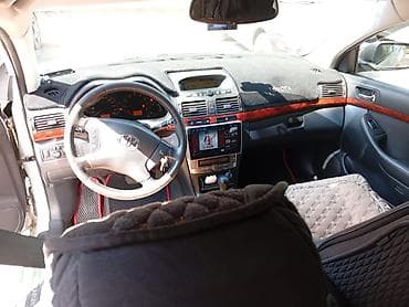 Транспорт: Toyota Avensis: 2004 г., 1.8 л, Автомат, Бензин, Универсал — 6