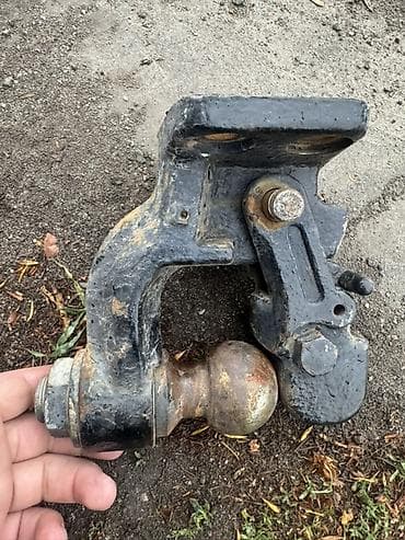 mini jack: Фаркоп Для легковых авто Lexus, Б/у, Самовывоз — 2