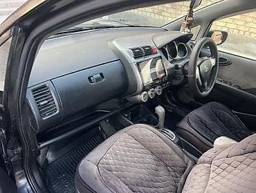 авторынок ош фит: Honda Fit: 2005 г., 1.3 л, Автомат, Бензин, Седан — 4